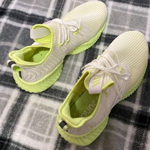 Adidas’s alphabounce plus? Size 11